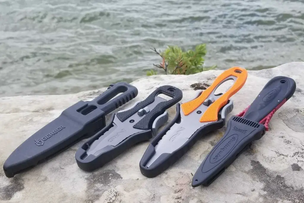 Best Kayak PFD Knives for Fishing