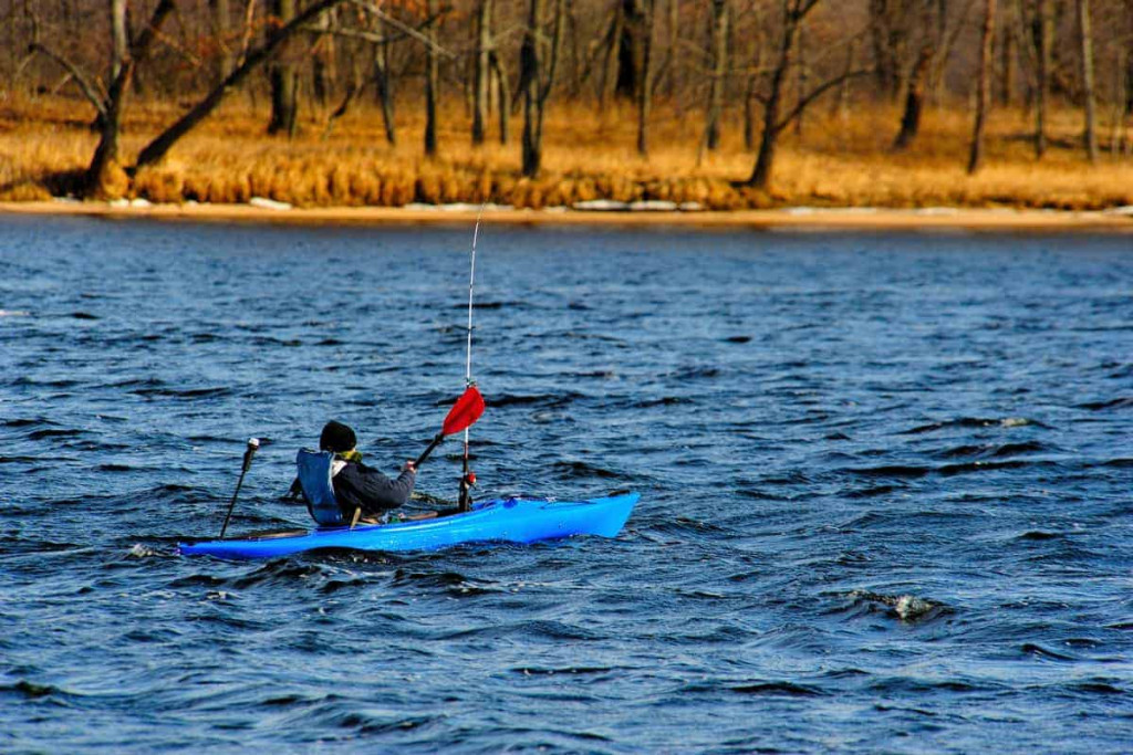 What to Wear Kayak Fishing in Winter